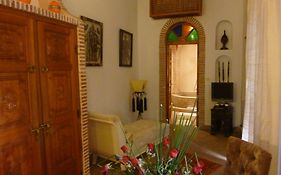 Riad Les Trois Palmiers El Bacha